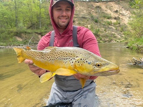 Streamer fishing - Hawkins Outfitters - Northern Michigan Fly